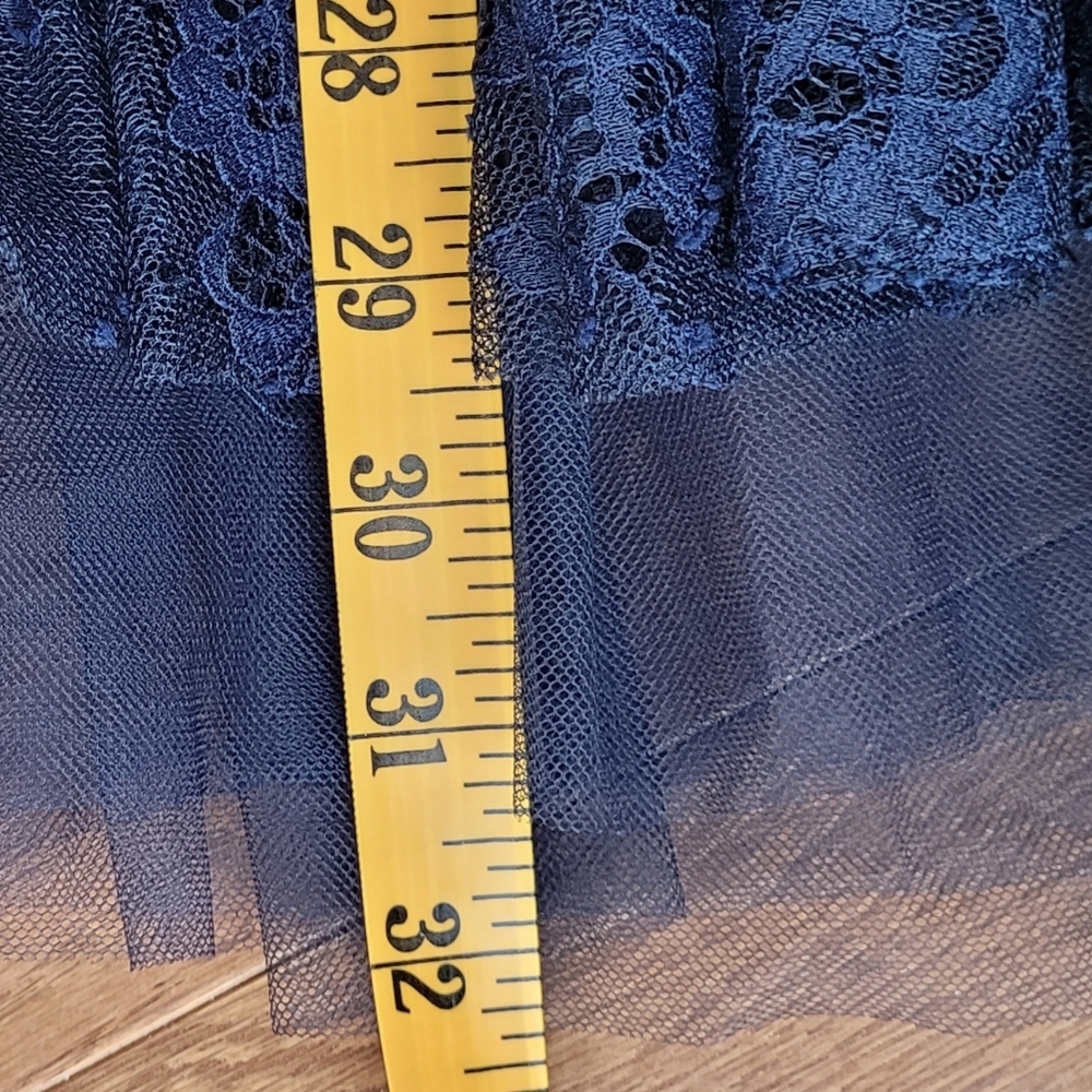 ANTHROPOLOGIE never worn, without tags, lacy, tulle, long skirt. Size: M - Picture 16 of 16